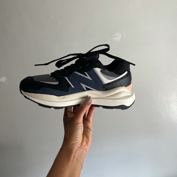 New Balance 5740lb Womens - Picture 4 of 7